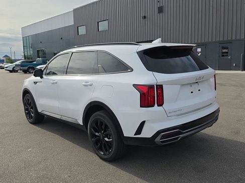 Used 2023 Kia Sorento SX AWD/4WD image 5