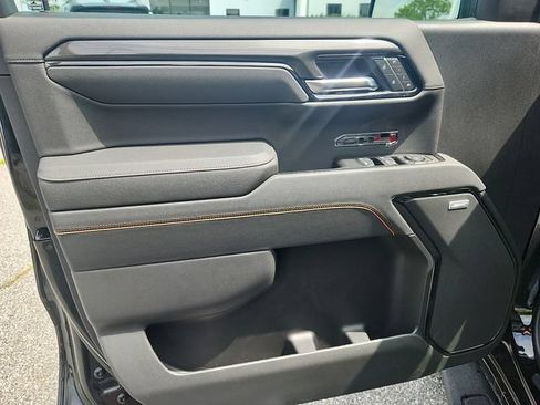 New 2026 GMC Sierra 1500 AT4 w/ AT4 Premium Package AWD/4WD image 8
