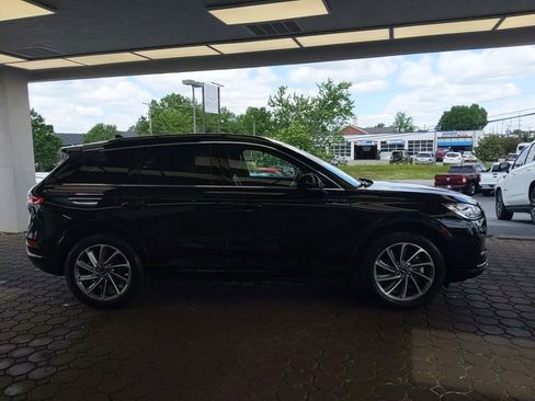 Certified 2025 Lincoln Corsair Grand Touring AWD/4WD image 5