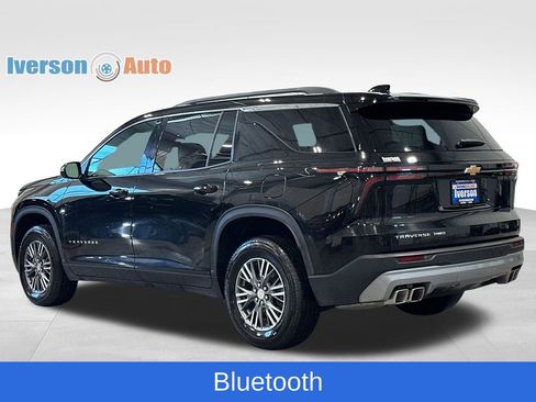 Used 2026 Chevrolet Traverse LT AWD/4WD image 7
