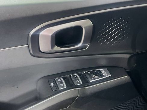 Used 2025 Kia Sorento EX AWD/4WD image 19