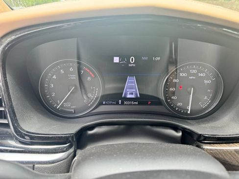 Used 2024 Cadillac XT6 Premium Luxury w/ Platinum Package FWD image 21