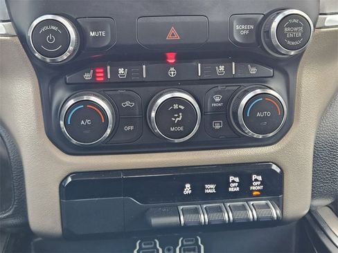 Used 2020 RAM 1500 Laramie image 15