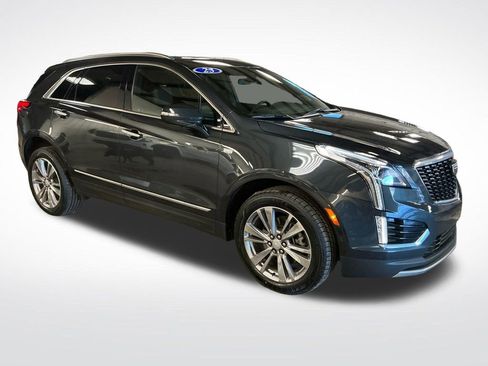 Certified 2023 Cadillac XT5 Premium Luxury AWD/4WD image 7