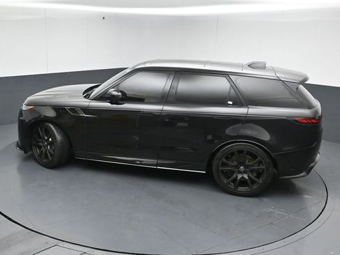 Used 2024 Land Rover Range Rover Sport AWD/4WD image 45