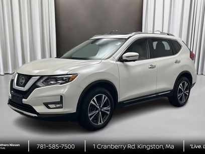 Used 2017 Nissan Rogue SL w/ SL Premium Package