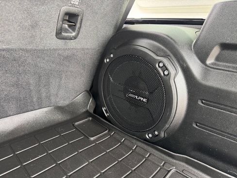 Used 2021 Jeep Wrangler Unlimited Sahara image 11