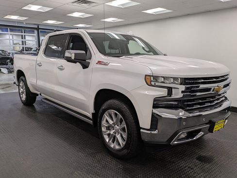 Used 2022 Chevrolet Silverado 1500 LTZ w/ LTZ Premium Package image 3