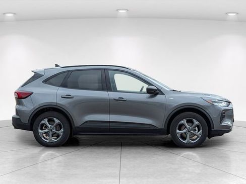 Used 2025 Ford Escape ST-Line AWD/4WD image 2