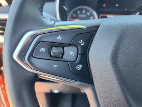 Certified 2023 Chevrolet TrailBlazer ACTIV w/ Sun and Liftgate Package FWD image 17