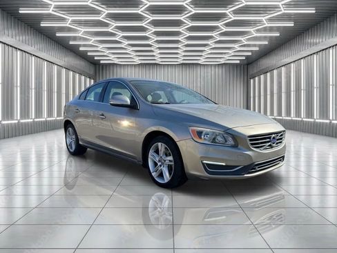 Used 2015 Volvo S60 T5 Premier w/ Convenience Package AWD/4WD image 5