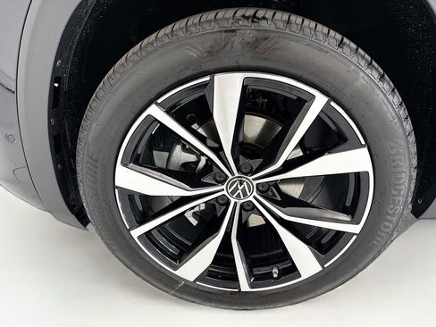New 2026 Volkswagen Atlas SEL Premium R-Line AWD/4WD image 30