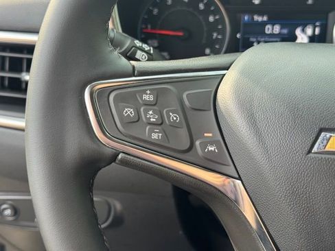 Used 2024 Chevrolet Equinox LT FWD image 28