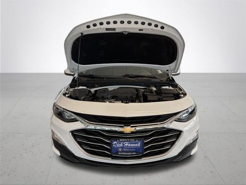 Used 2020 Chevrolet Malibu LS w/ Driver Confidence Package II FWD image 4