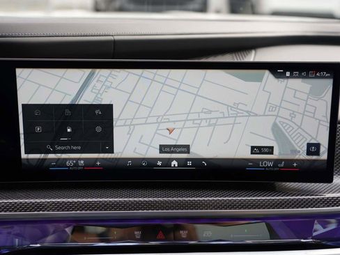 Used 2025 BMW 760i xDrive 760i xDrive Sedan AWD image 23