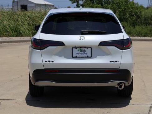 New 2027 Honda HR-V Sport image 7