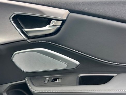 Certified 2025 Acura RDX w/ Technology Package image 20