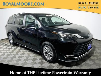 Used 2024 Toyota Sienna XLE