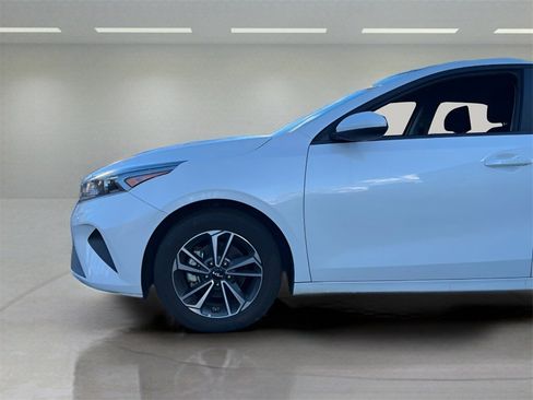 Used 2024 Kia Forte LXS image 26