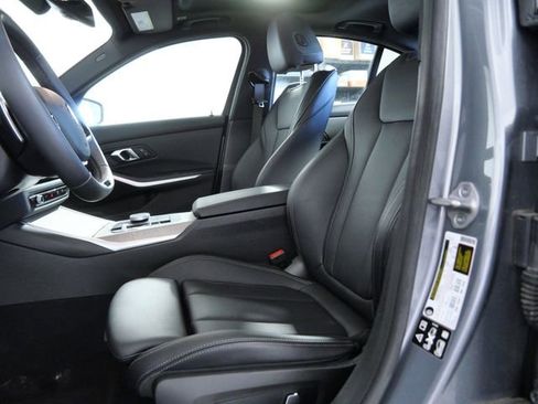 Used 2025 BMW 330i xDrive Sedan image 16