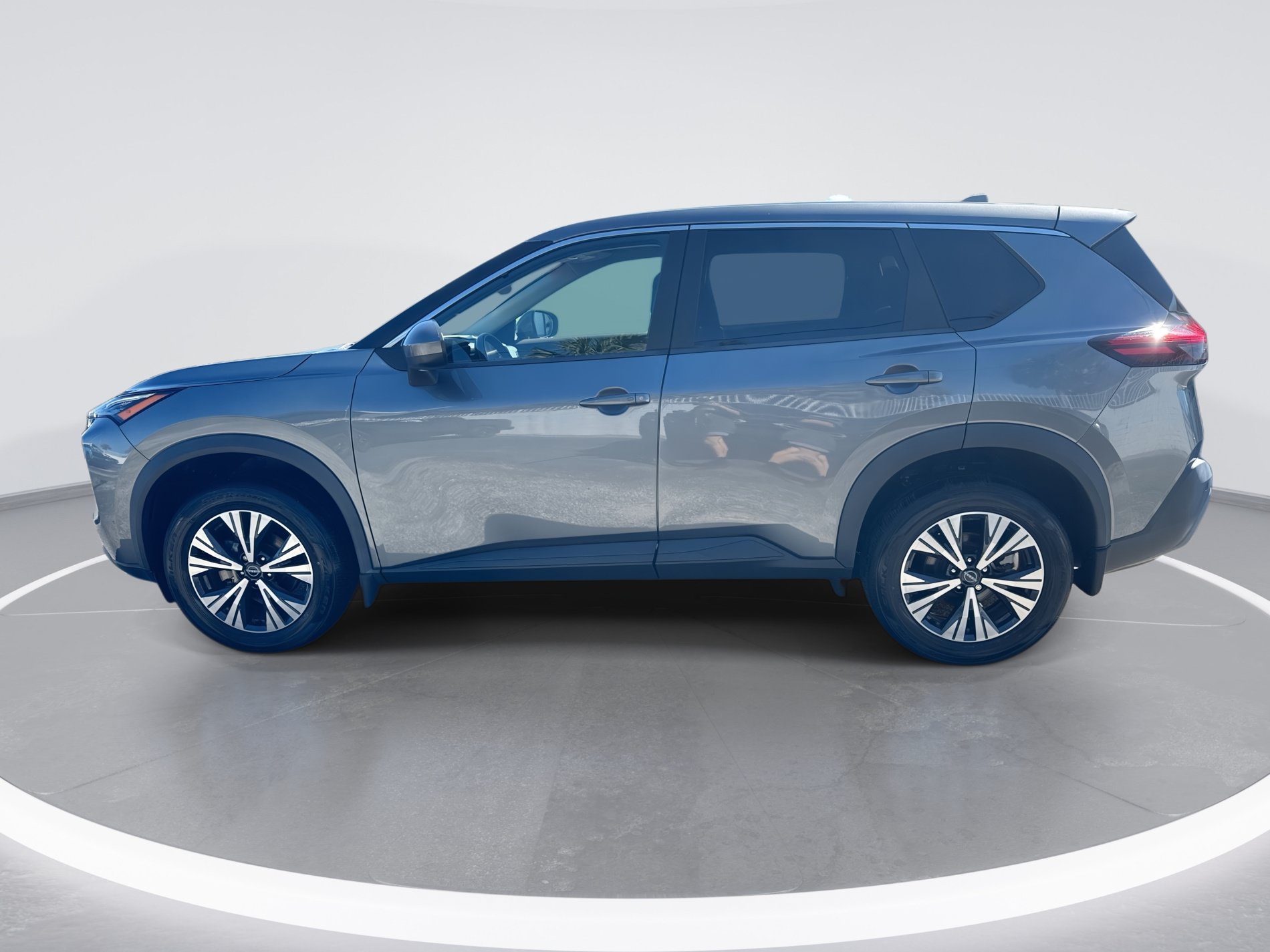 Certified 2023 Nissan Rogue SV FWD image 7