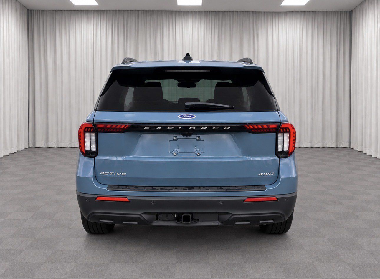 Used 2026 Ford Explorer Active AWD/4WD image 4