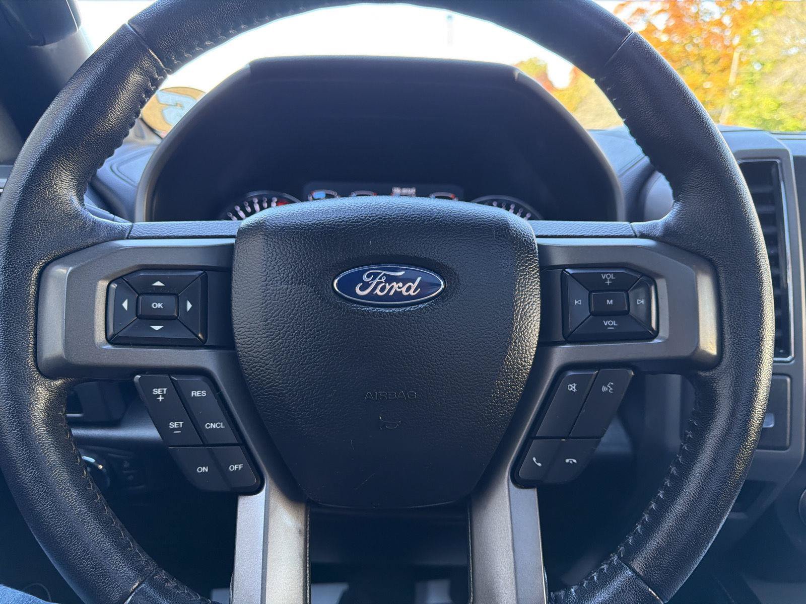 Used 2020 Ford Expedition Max XLT w/ Equipment Group 202A AWD/4WD image 17