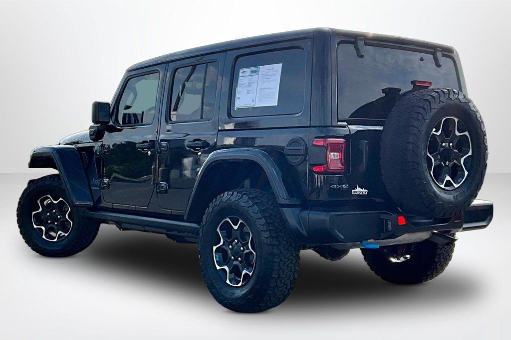 Used 2023 Jeep Wrangler Unlimited Rubicon 4xe w/ Cold Weather Group AWD/4WD image 5