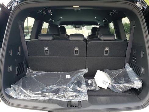 New 2025 Nissan Armada PRO-4X image 6