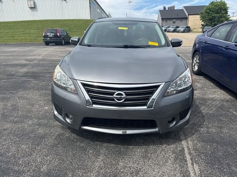 Used 2015 Nissan Sentra SR w/ SR Premium Package FWD image 2