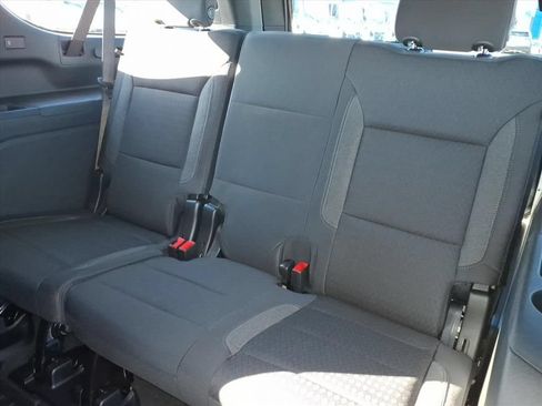 New 2026 Chevrolet Suburban LS RWD image 18