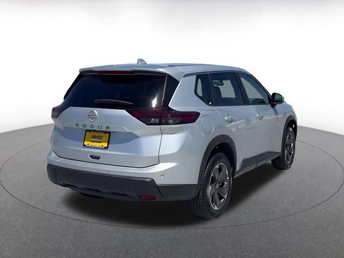 Used 2025 Nissan Rogue SV FWD image 14