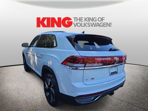 New 2026 Volkswagen Atlas Cross Sport SE image 5