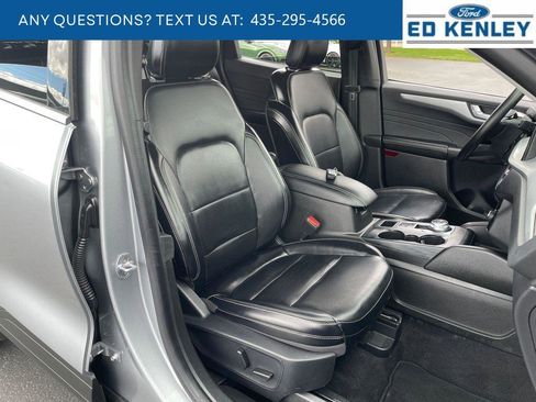 Used 2024 Ford Escape Platinum AWD/4WD image 30