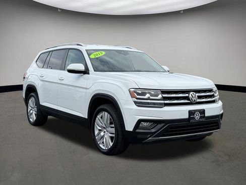 Used 2019 Volkswagen Atlas SE w/ Towing Package image 1