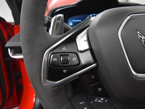 Used 2020 Chevrolet Corvette Stingray Preferred Cpe w/ 2LT image 30