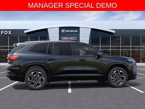 Used 2026 Buick Enclave Sport Touring w/ Power Package AWD/4WD image 5
