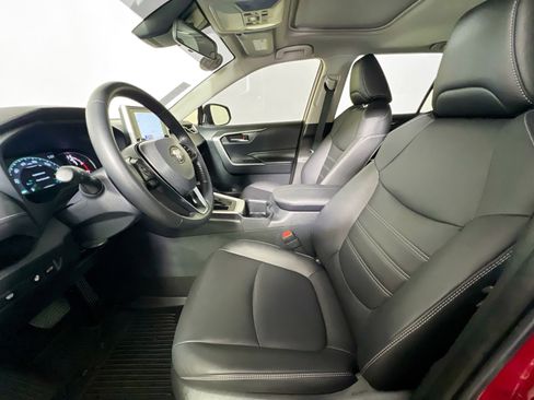 Used 2025 Toyota RAV4 XLE Premium w/ Weather Package FWD image 13