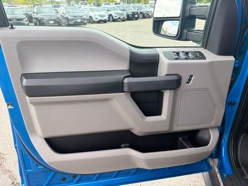 Used 2019 Ford F150 XL w/ Equipment Group 101A Mid AWD/4WD image 12