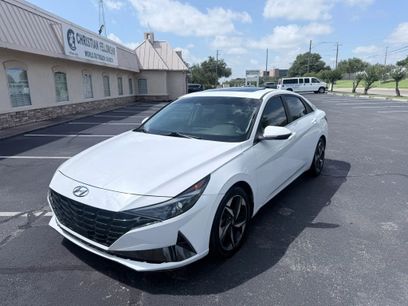 Used 2021 Hyundai Elantra Limited w/ Cargo Package