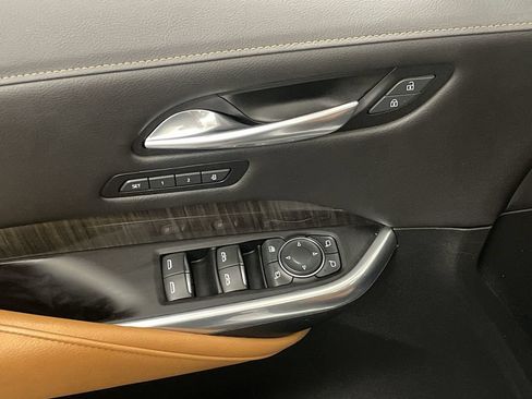 Used 2021 Cadillac XT4 Sport w/ Sun And Sound Package AWD/4WD image 18