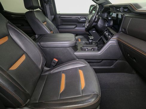 Used 2023 GMC Sierra 1500 AT4 AWD/4WD image 17