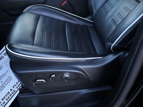 Certified 2023 GMC Sierra 1500 AT4X image 47