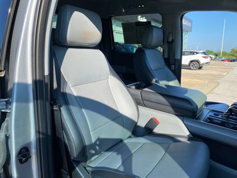 Used 2023 Ford F150 Lariat w/ Max Trailer Tow Package AWD/4WD image 29