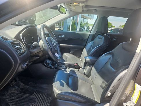Used 2018 Jeep Compass Limited w/ Navigation Group AWD/4WD image 5