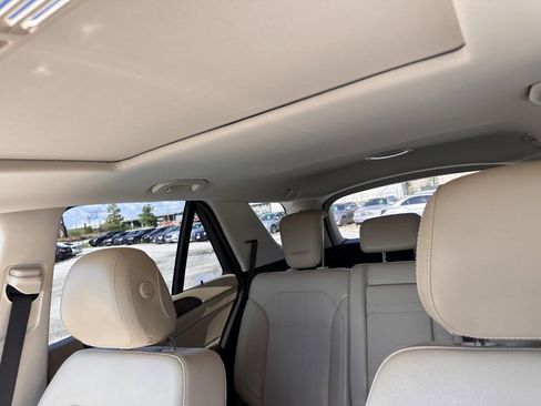 Used 2018 Mercedes-Benz GLE 350 4MATIC image 15