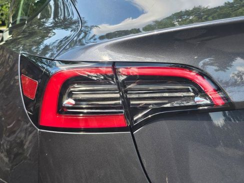 Used 2023 Tesla Model 3 Standard Range RWD image 27