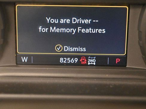 Used 2021 Chevrolet Tahoe RST w/ Luxury Package AWD/4WD image 23