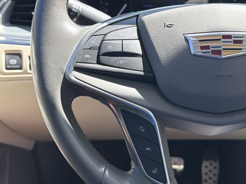 Used 2019 Cadillac XT5 Premium Luxury w/ Driver Assist Package FWD image 14