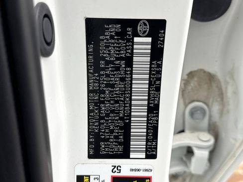 Used 2025 Toyota Camry SE w/ Convenience Package image 12